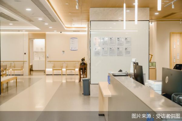 莹：数量回升、国别多元跨境医疗旅游成新趋势新葡京网上赌场专访北京和睦家医院院长盘仲(图3)